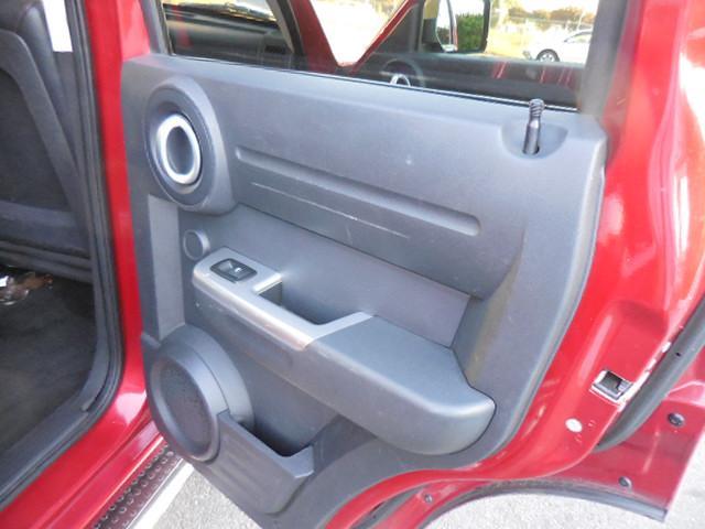 used 2007 Dodge Nitro car, priced at $5,991