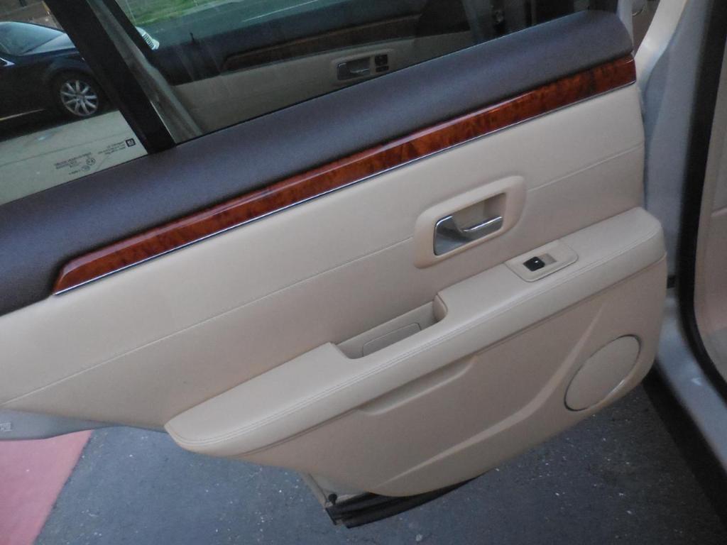 used 2009 Cadillac SRX car, priced at $8,991