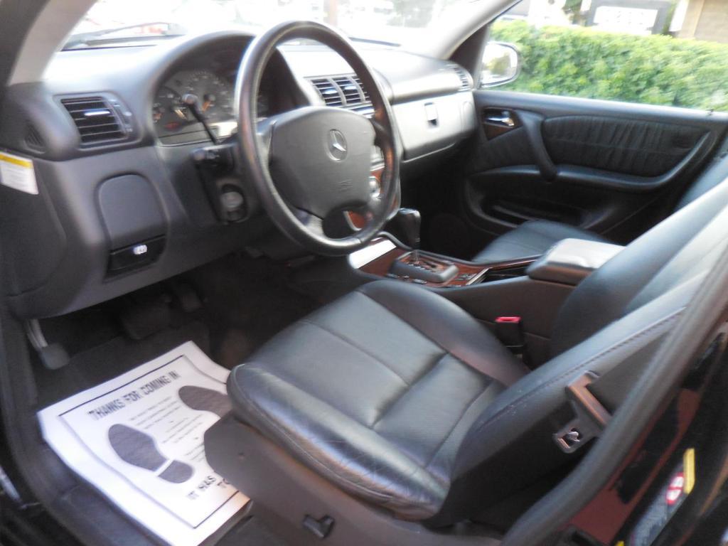 used 2005 Mercedes-Benz M-Class car, priced at $7,991