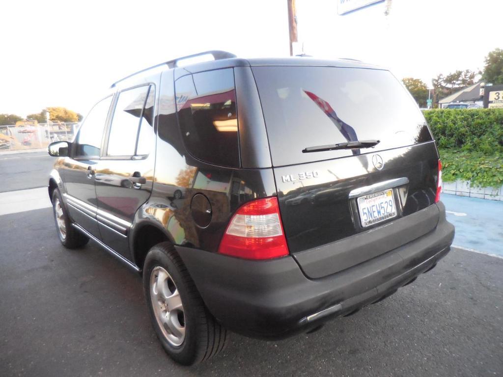 used 2005 Mercedes-Benz M-Class car, priced at $7,991