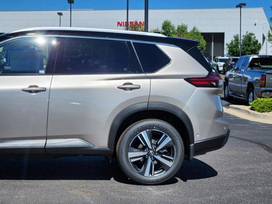 new 2024 Nissan Rogue car, priced at $38,978