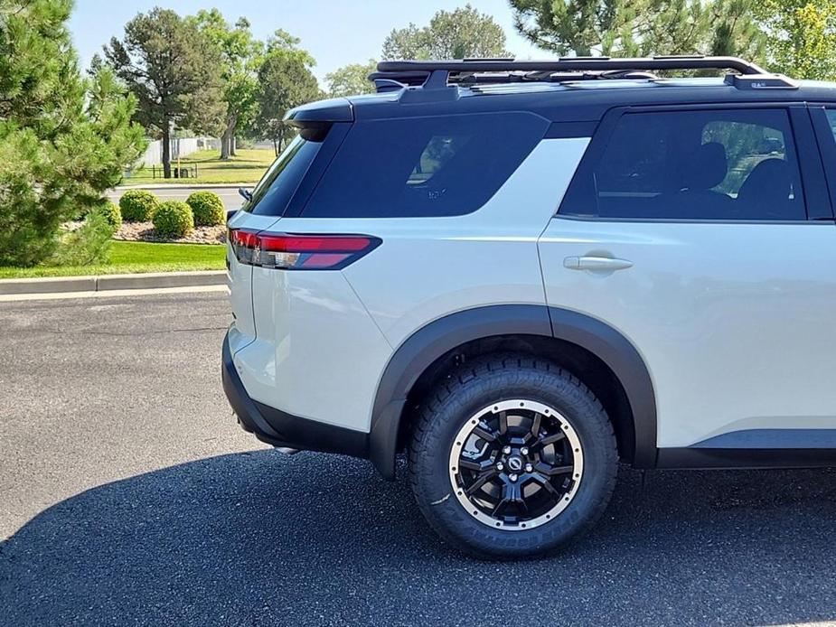 new 2024 Nissan Pathfinder car, priced at $43,422