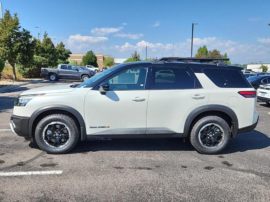 new 2024 Nissan Pathfinder car, priced at $43,422