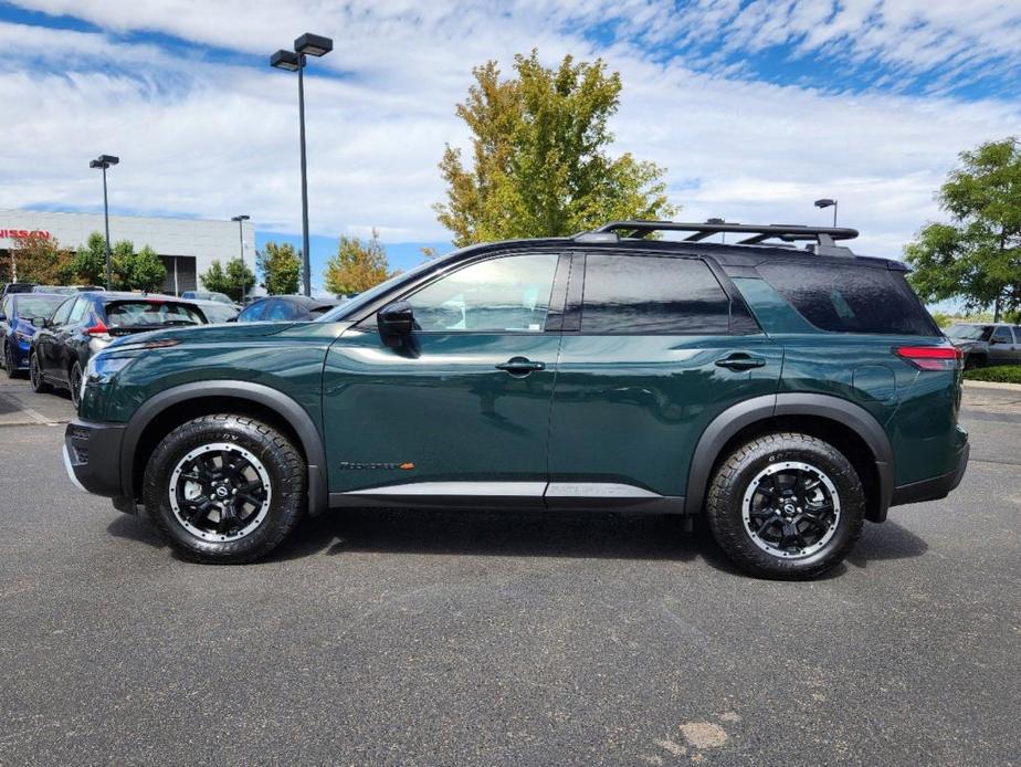 new 2024 Nissan Pathfinder car, priced at $42,660