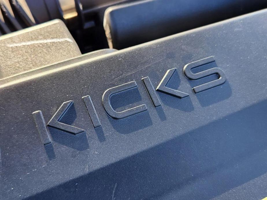 new 2025 Nissan Kicks car, priced at $24,424