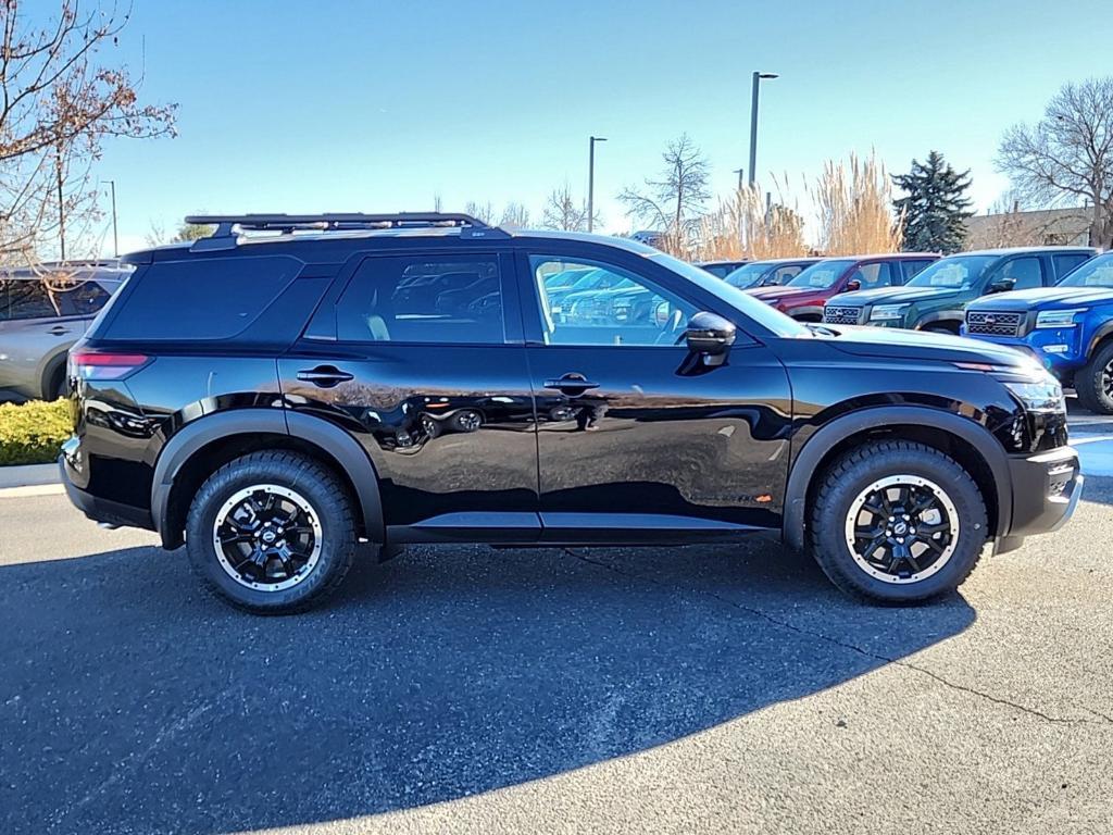 new 2024 Nissan Pathfinder car, priced at $39,749