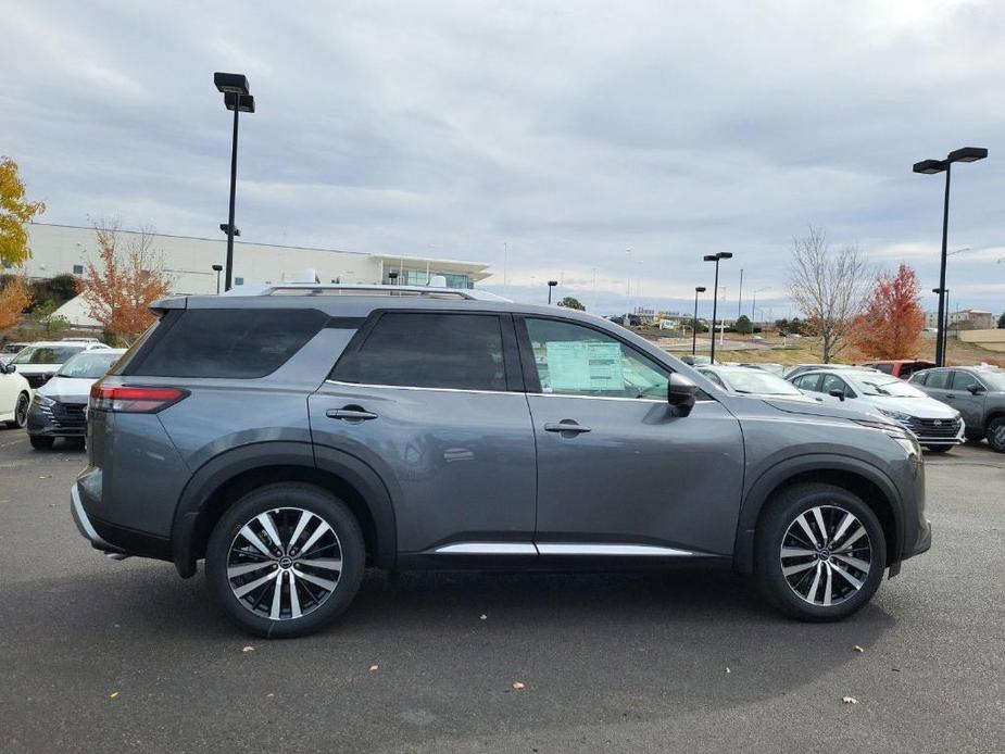 new 2024 Nissan Pathfinder car, priced at $49,921