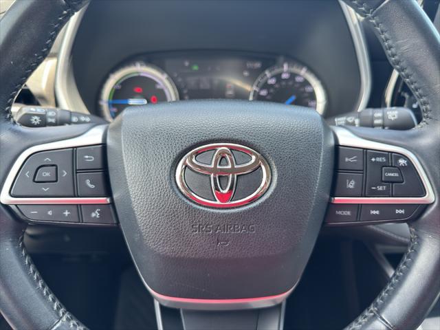 used 2022 Toyota Highlander Hybrid car, priced at $37,299