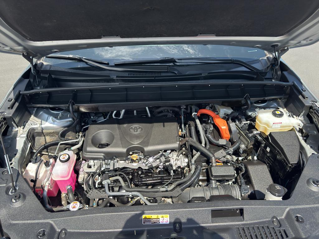 used 2022 Toyota Highlander Hybrid car, priced at $37,299