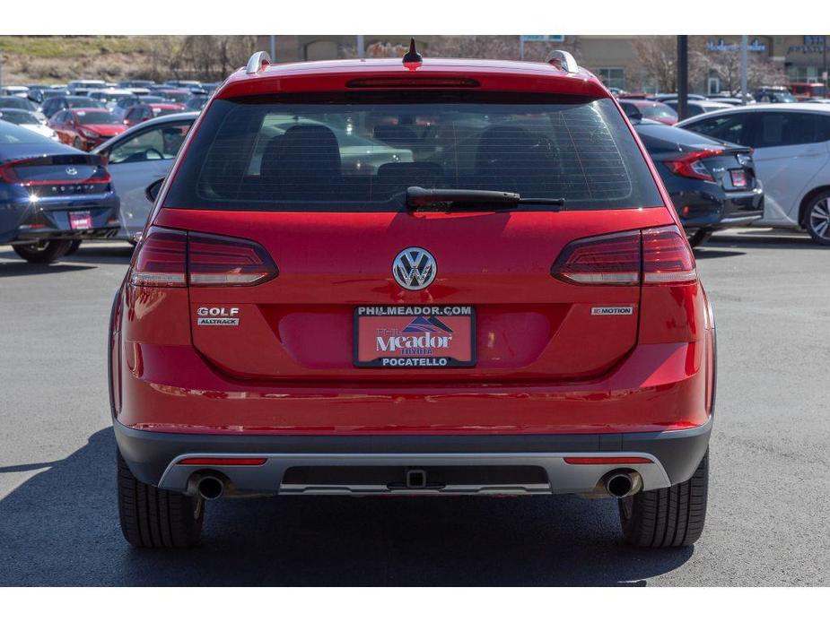 used 2019 Volkswagen Golf Alltrack car, priced at $25,900