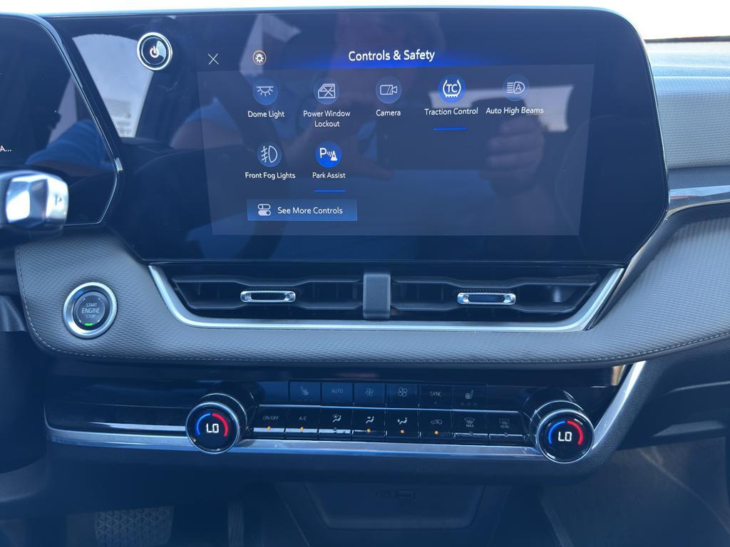 used 2025 Chevrolet Equinox car, priced at $30,744