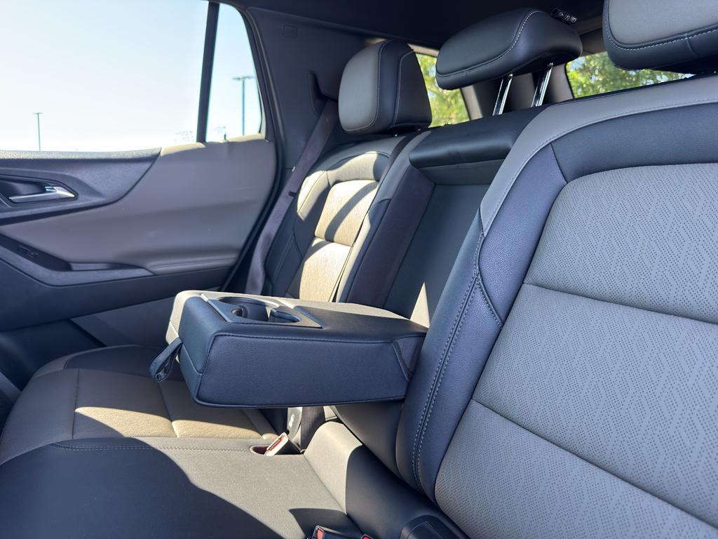 used 2025 Chevrolet Equinox car, priced at $30,744