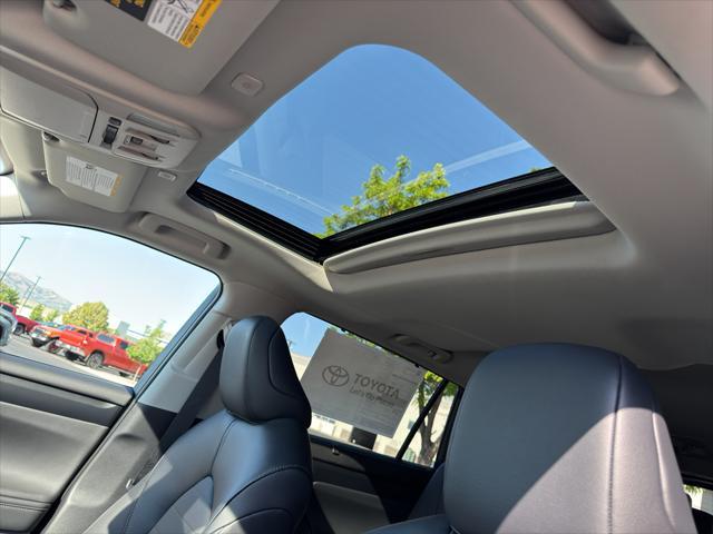 new 2025 Toyota Highlander car, priced at $47,157