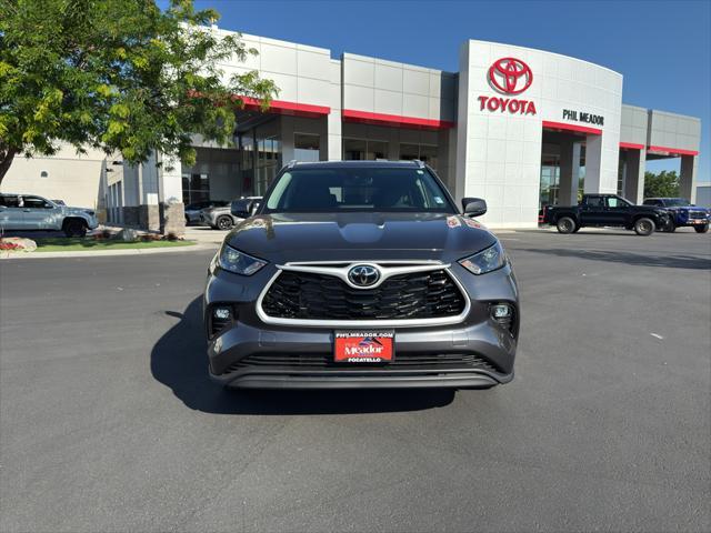 new 2025 Toyota Highlander car, priced at $47,157
