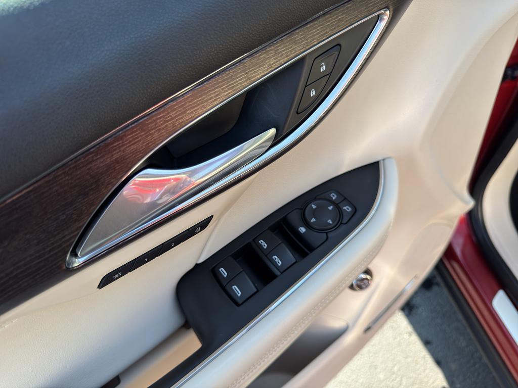 used 2022 Buick Envision car, priced at $30,795