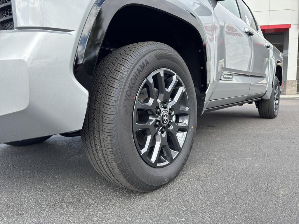 new 2025 Toyota Tundra Hybrid car, priced at $70,683