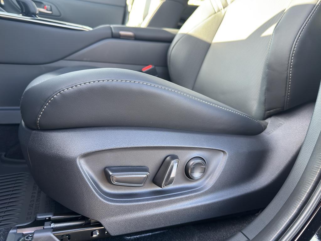 new 2025 Toyota Crown Signia car, priced at $52,160