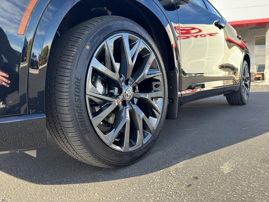 new 2025 Toyota Crown Signia car, priced at $52,160