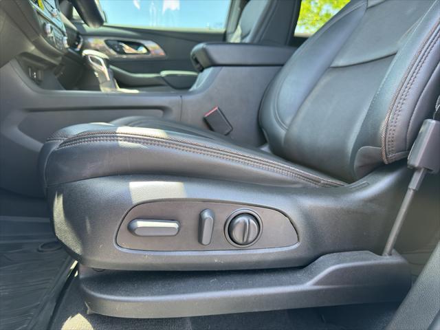 used 2023 Chevrolet Traverse car, priced at $44,863
