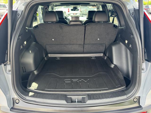 used 2025 Honda CR-V Hybrid car, priced at $39,988
