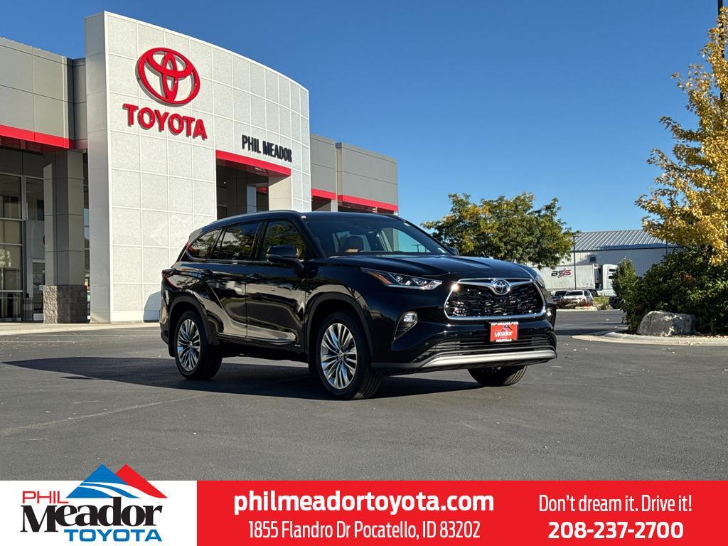 new 2025 Toyota Highlander Hybrid car, priced at $57,517