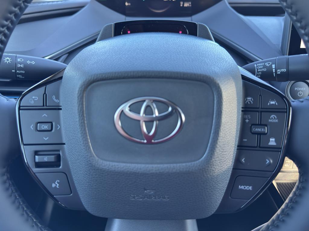 new 2026 Toyota Prius Plug-In Hybrid car, priced at $40,529