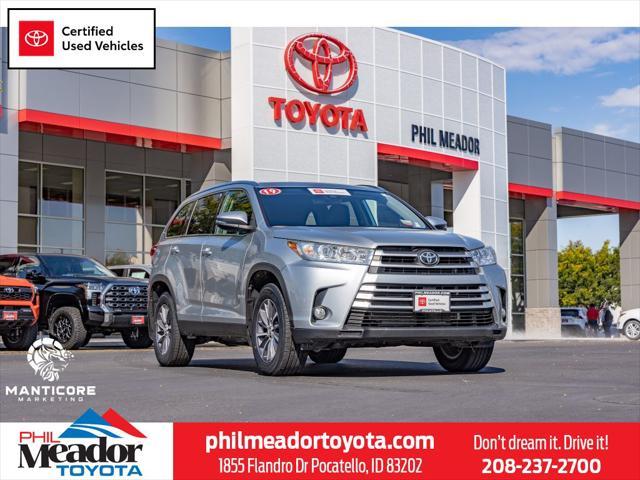 used 2019 Toyota Highlander car, priced at $29,900