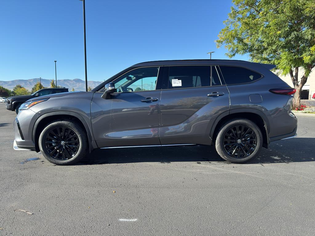 new 2025 Toyota Highlander car, priced at $49,328