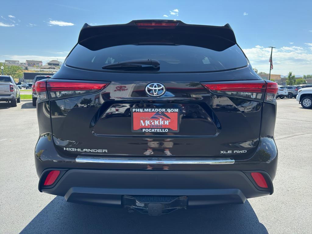used 2020 Toyota Highlander car, priced at $29,250