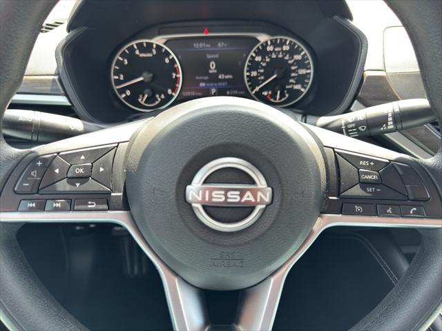 used 2023 Nissan Altima car, priced at $22,789