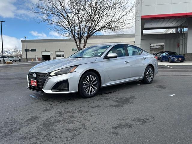 used 2023 Nissan Altima car, priced at $22,979