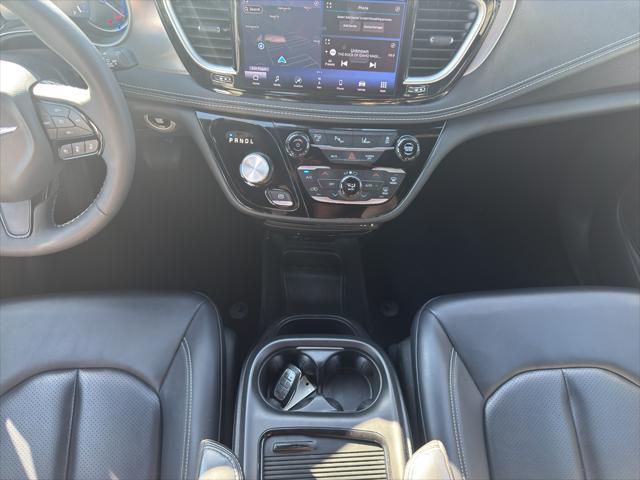 used 2024 Chrysler Pacifica Hybrid car, priced at $34,877