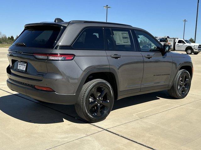 new 2024 Jeep Grand Cherokee car, priced at $47,522