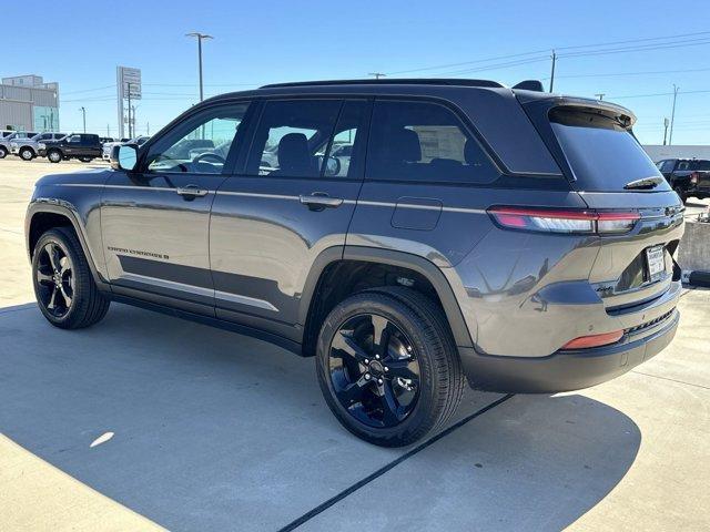 new 2024 Jeep Grand Cherokee car, priced at $47,522