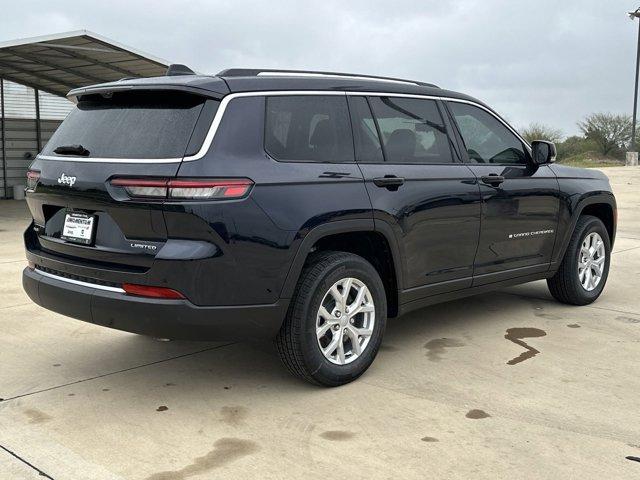 new 2024 Jeep Grand Cherokee L car, priced at $52,492