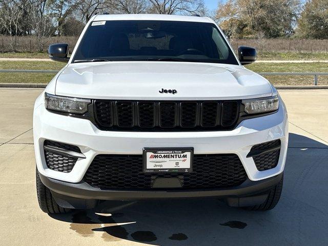 new 2024 Jeep Grand Cherokee car, priced at $40,003