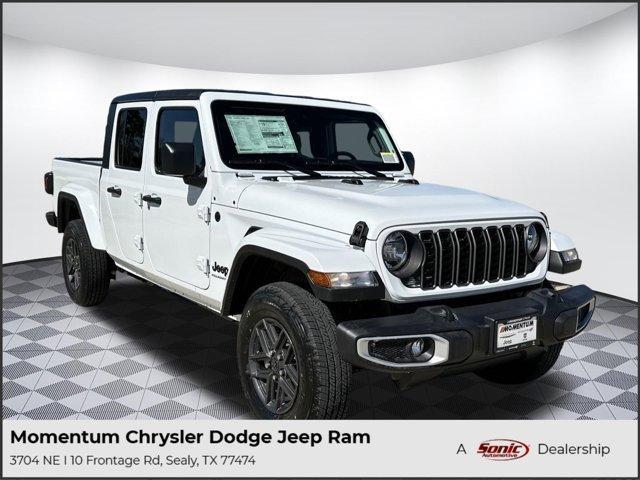 new 2024 Jeep Gladiator car, priced at $40,652