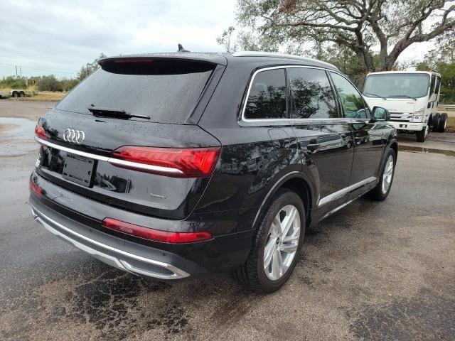 used 2023 Audi Q7 car, priced at $42,994