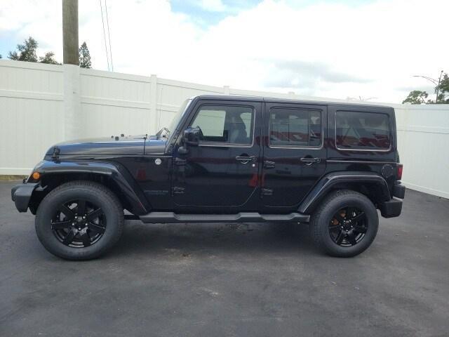 used 2014 Jeep Wrangler Unlimited car, priced at $16,712