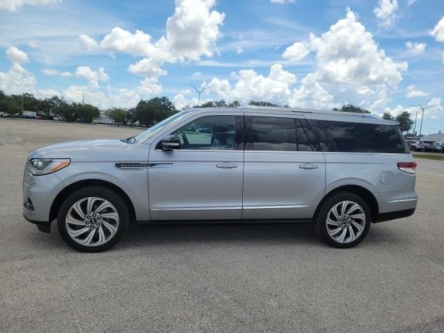 used 2022 Lincoln Navigator L car, priced at $52,508