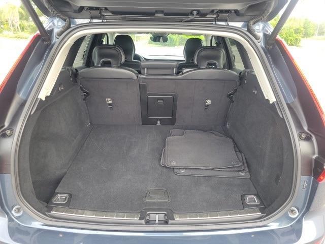 used 2024 Volvo XC60 car, priced at $33,491