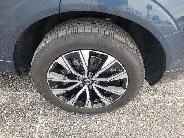 used 2024 Volvo XC60 car, priced at $33,491