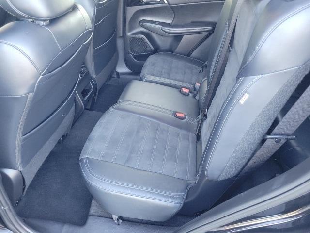 used 2024 Mitsubishi Outlander car, priced at $23,294