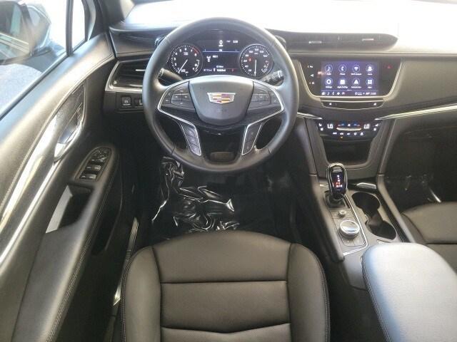 used 2022 Cadillac XT5 car, priced at $35,435