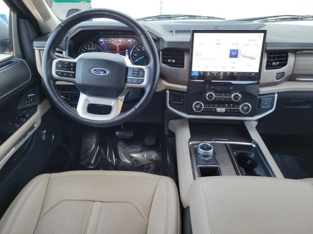 used 2023 Ford Expedition car, priced at $43,674