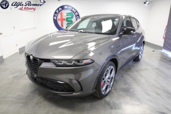 new 2024 Alfa Romeo Tonale car, priced at $57,800