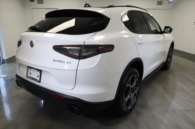 new 2025 Alfa Romeo Stelvio car