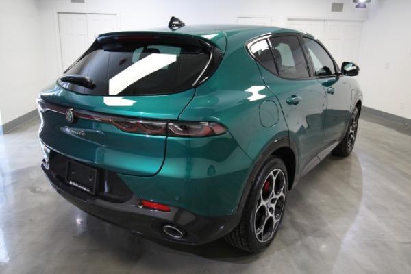 new 2024 Alfa Romeo Tonale car, priced at $55,685