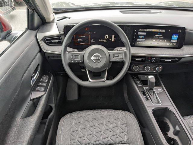 new 2025 Nissan Kicks car, priced at $25,259