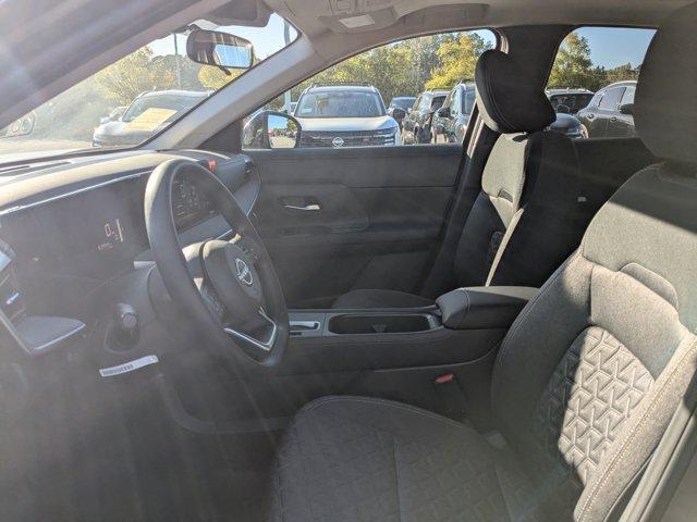 new 2026 Nissan Kicks car, priced at $25,354